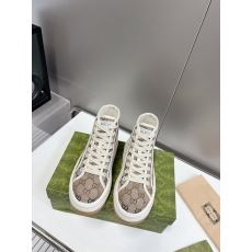 Gucci Casual Shoes